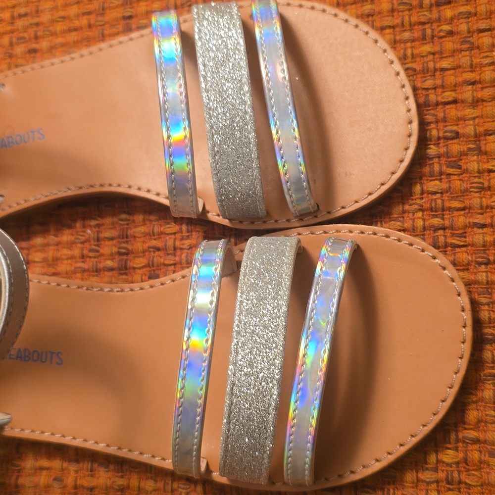 GIRL'S SILVER "ADDISON" SANDALS SIZE 13 - Picture 4 of 12